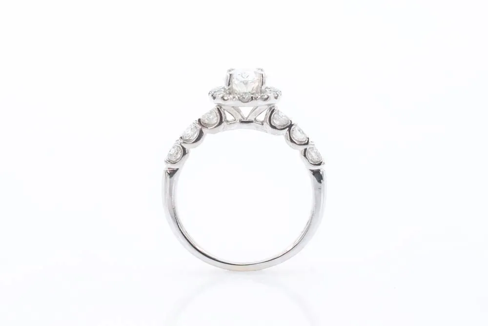 1.01 ct oval Engagement ring