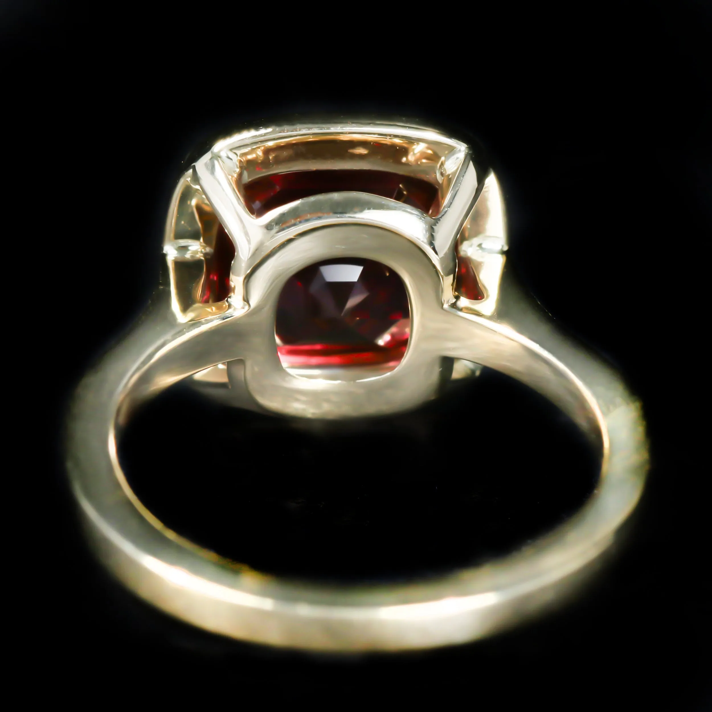 14K Yellow Gold 4.46 Carat Garnet and Diamond Ring