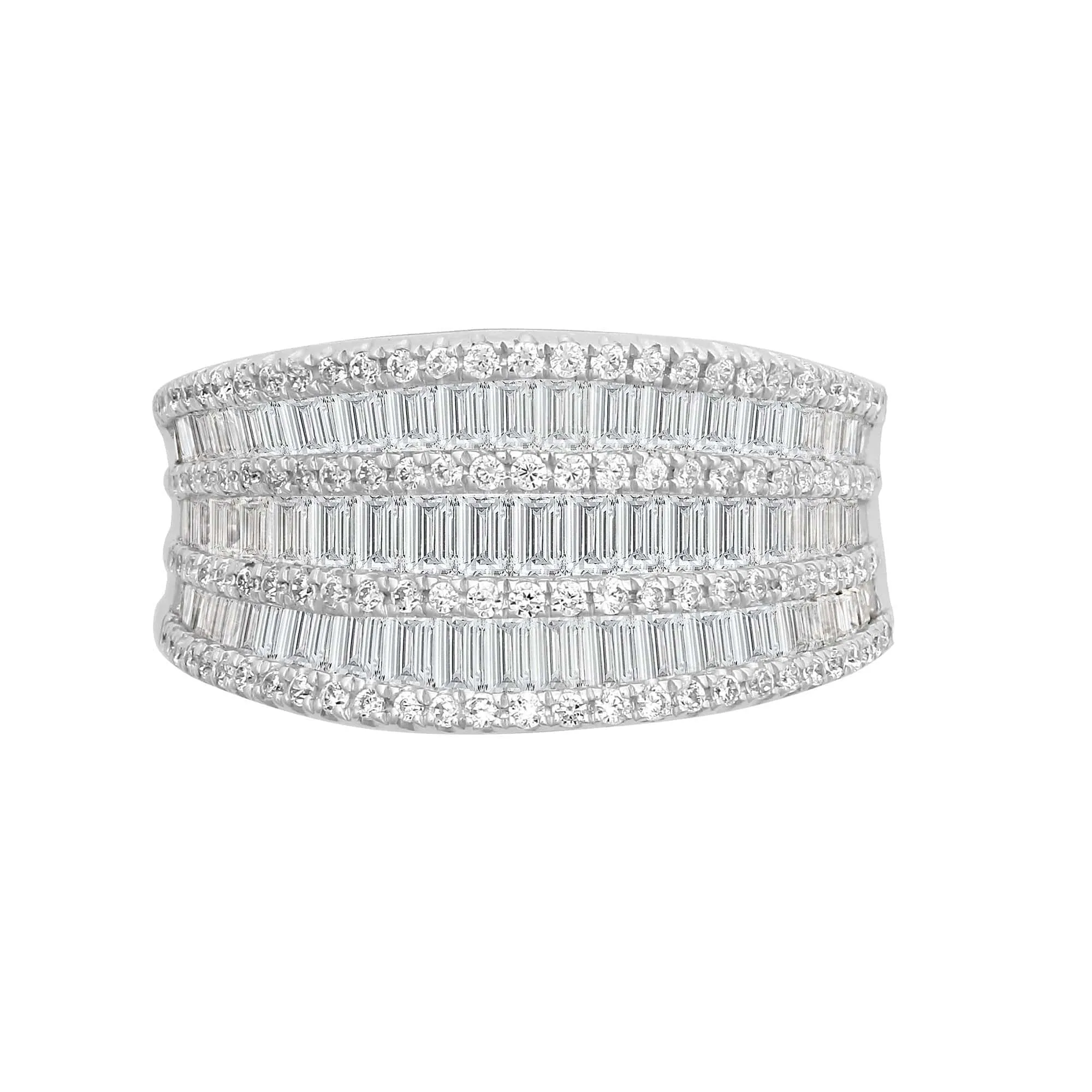 18ct White 2.21ct Round & Baguette Diamond Ring