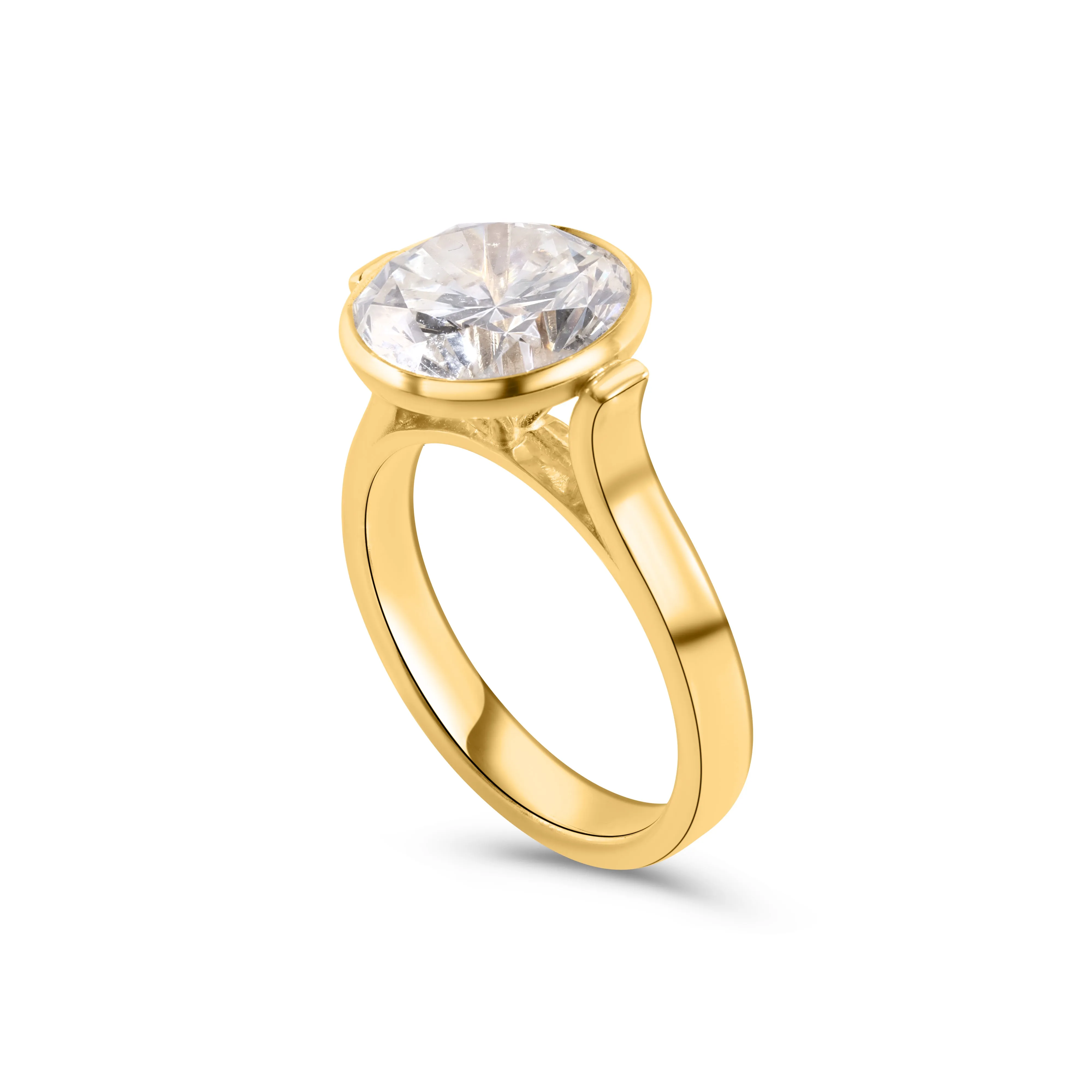 4.69 Carat Round Brilliant Solitaire