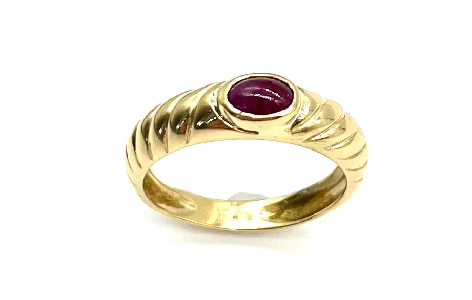 Bezel Cabachon Ruby Ring