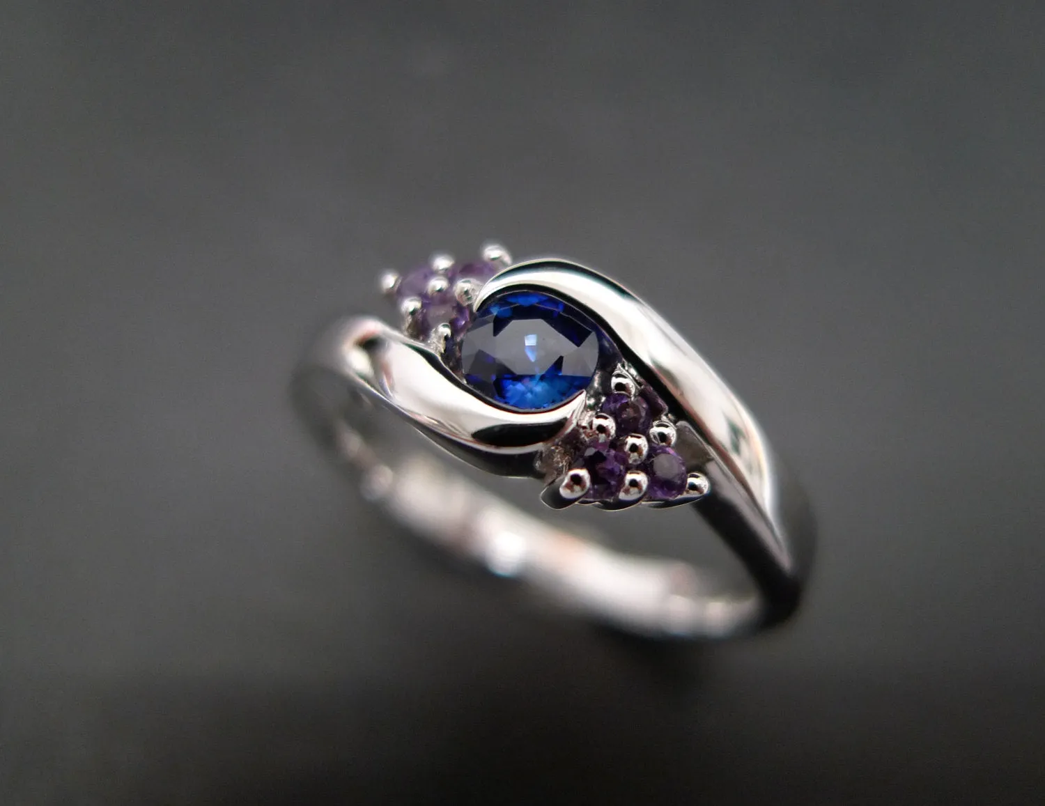 Blue Sapphire and Amethyst Ring in White Gold