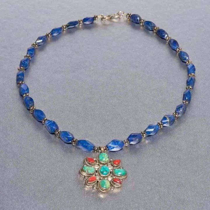 Coral Necklace With Lapis Lazuli