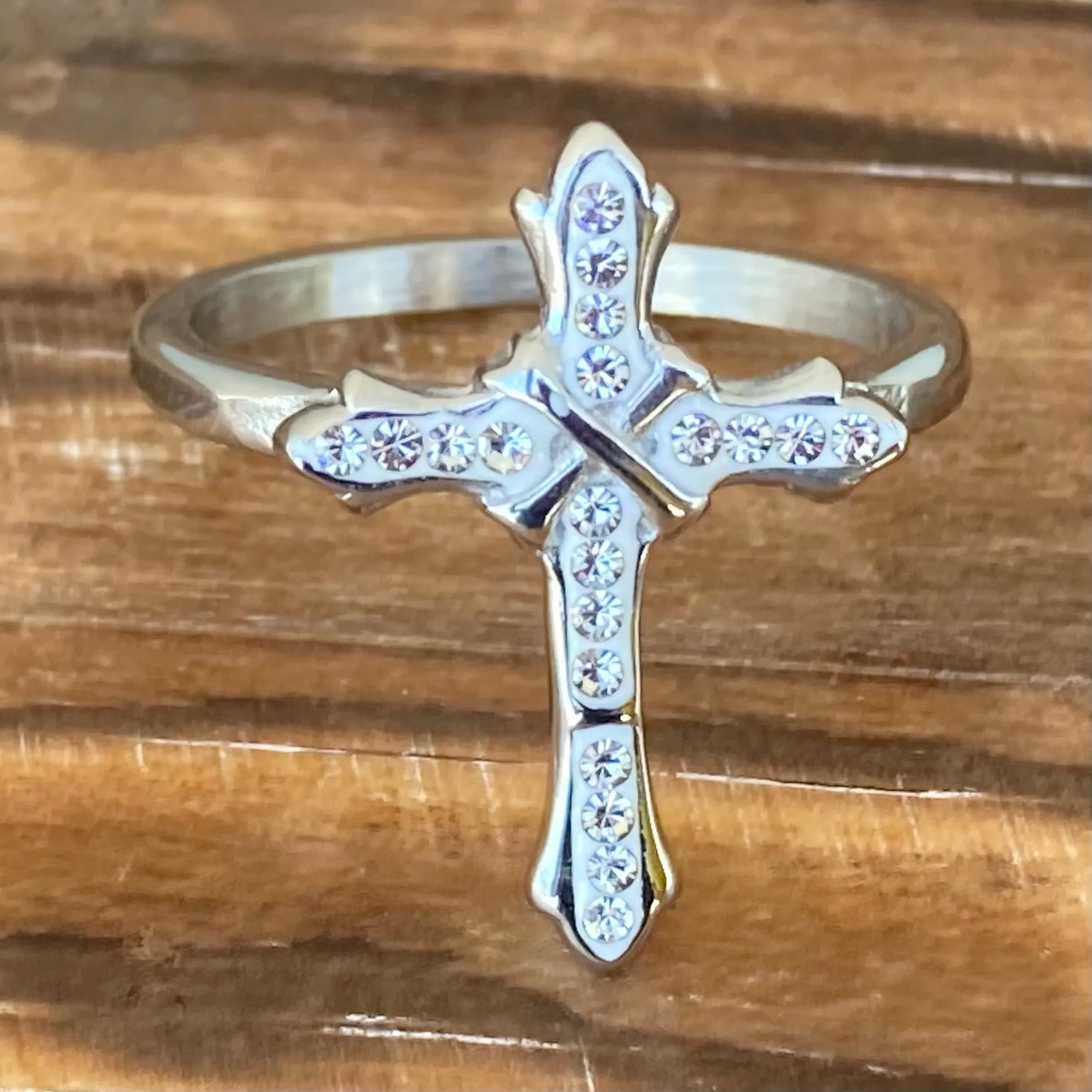 Cross Ring - Bling White Stone - Ring - R194