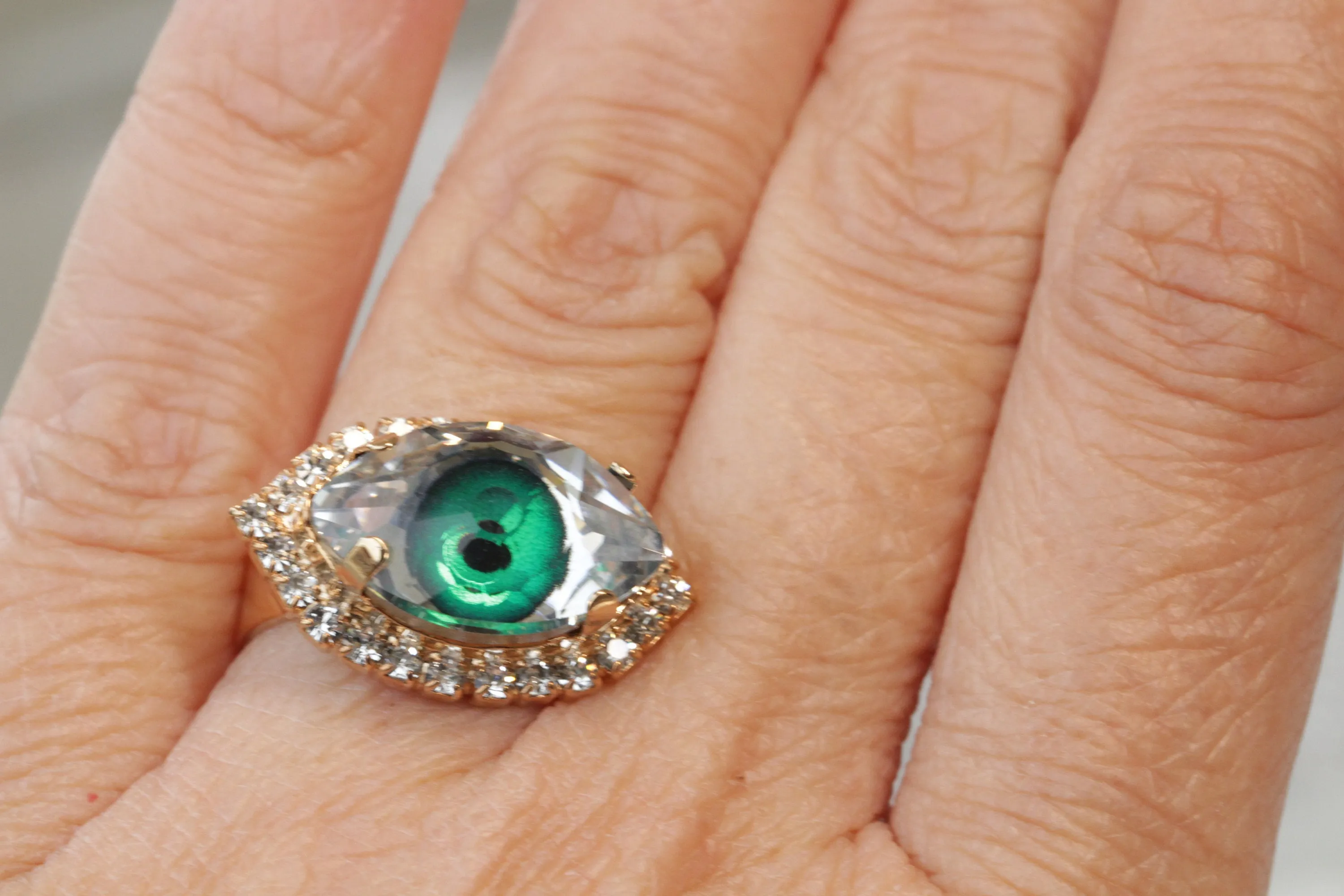 EYE RING