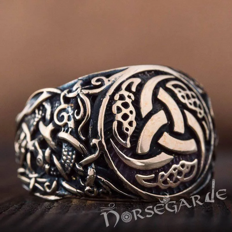 Handcrafted Horn Triskelion Mammen Style Ring - Bronze