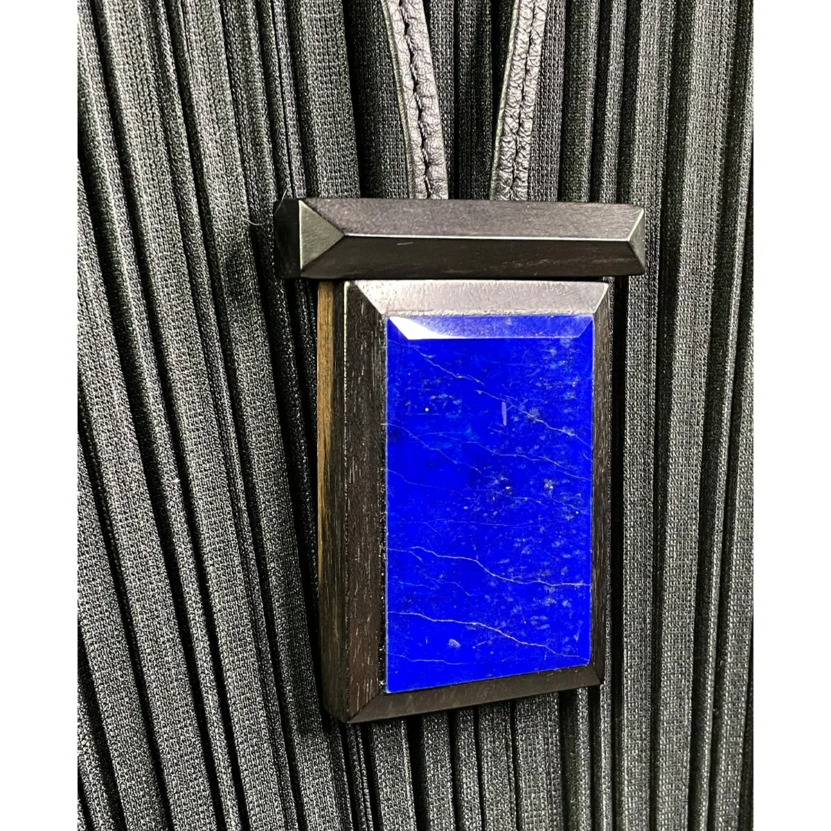 LAPIS LAZULI / EBONY PENDANT