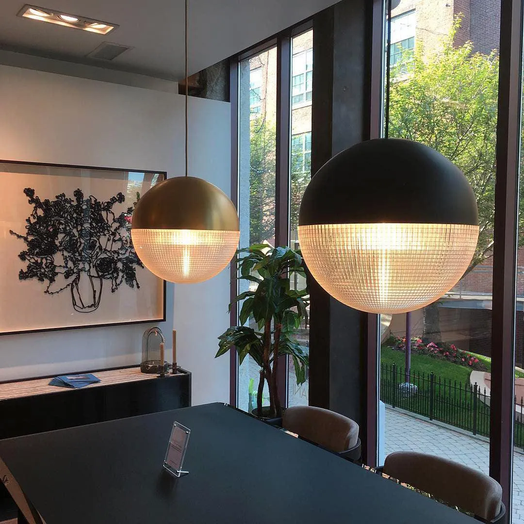 Lens Flair Pendant Lamp