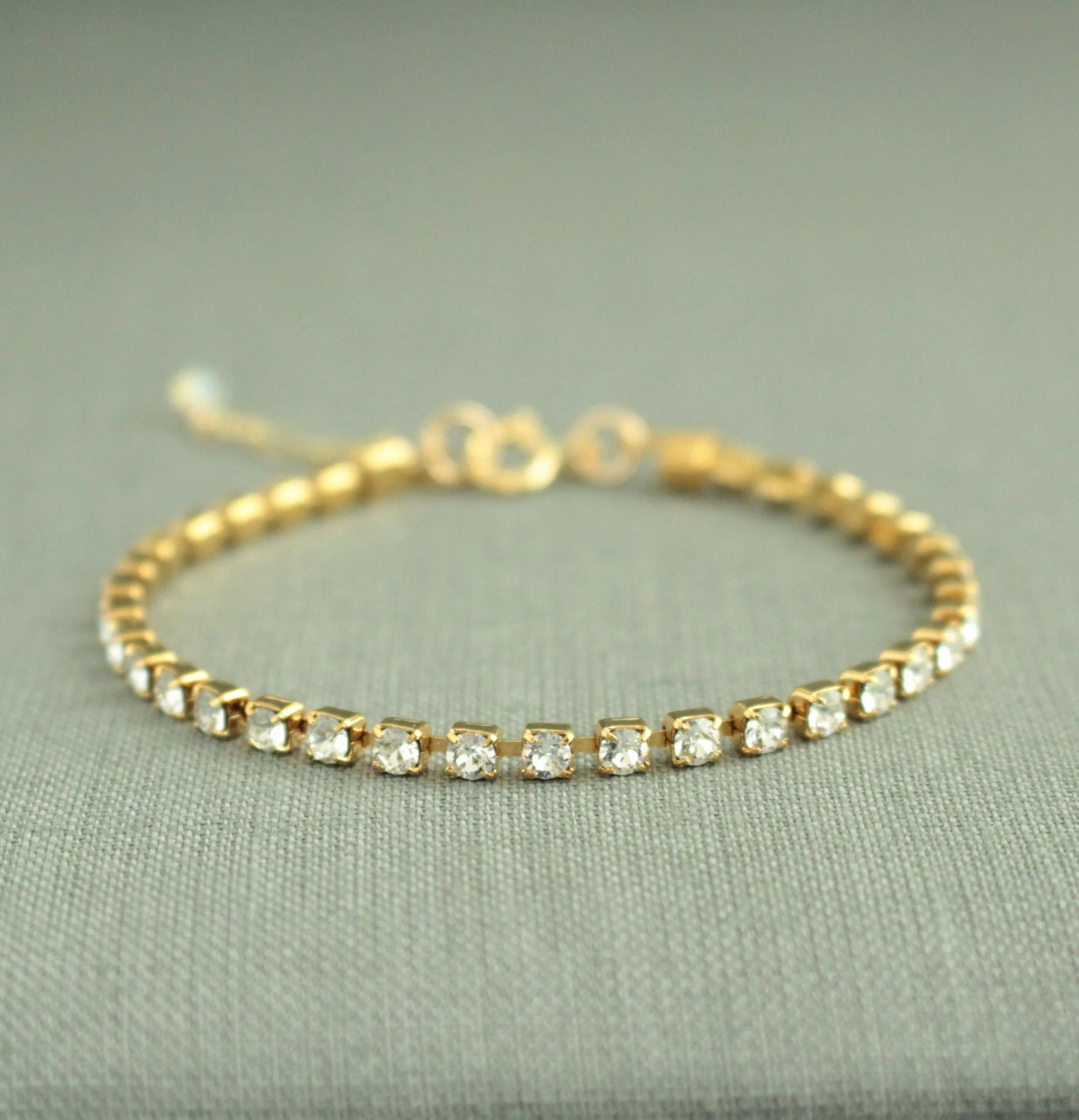 Minimalist Gold Crystal Bracelet