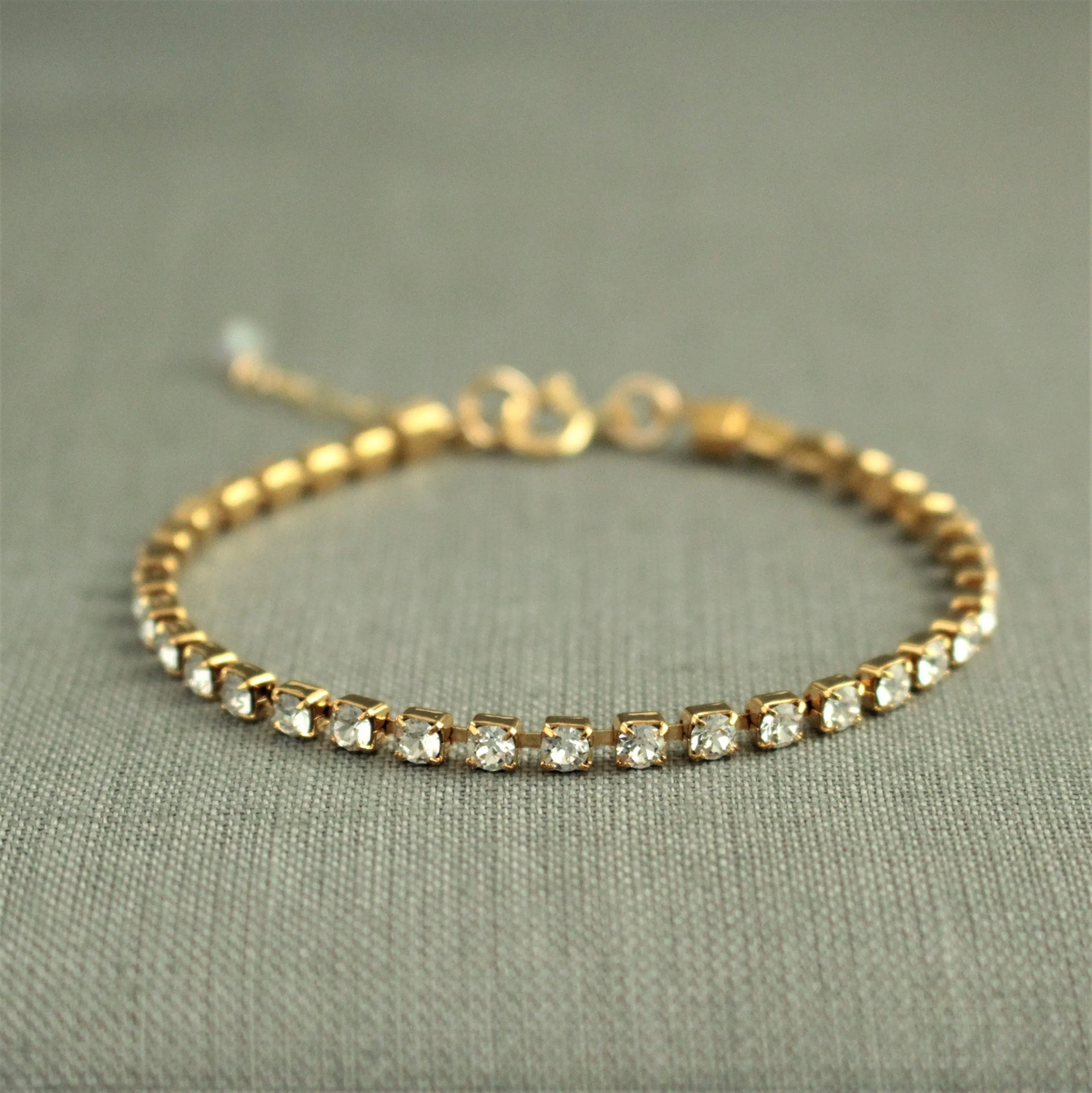 Minimalist Gold Crystal Bracelet