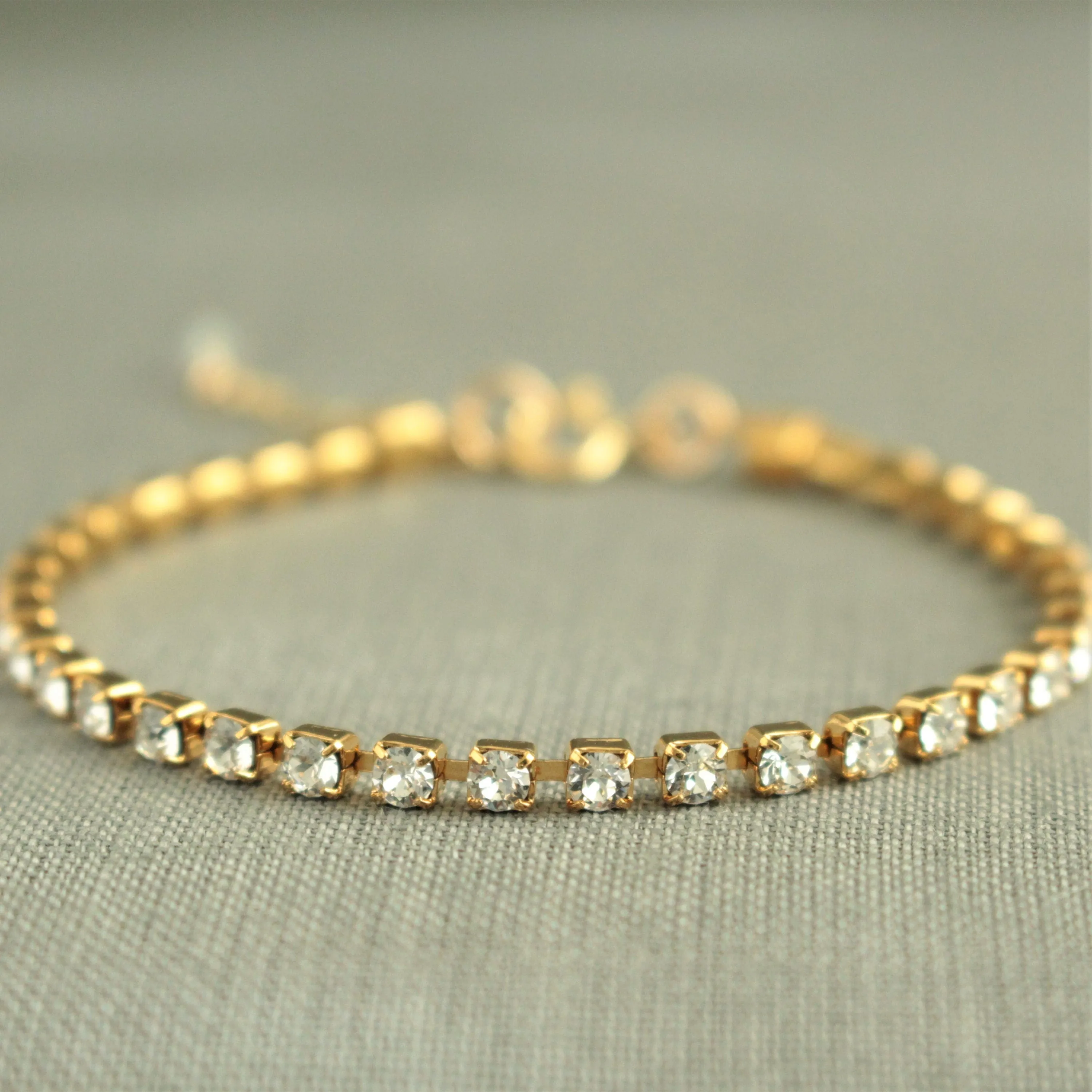 Minimalist Gold Crystal Bracelet