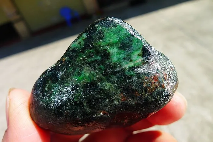 Natural Jade Rough Jadeite Raw (123g,5.4X4X3.8cm)