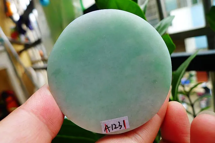 Natural Jade Rough Jadeite Raw (139g,5.7X1.7cm)