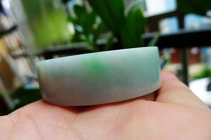 Natural Jade Rough Jadeite Raw (139g,5.7X1.7cm)