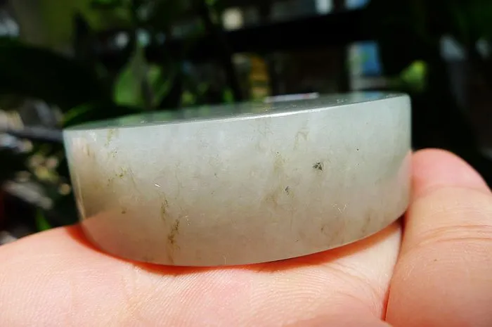 Natural Jade Rough Jadeite Raw (142g,5.7X1.7cm)