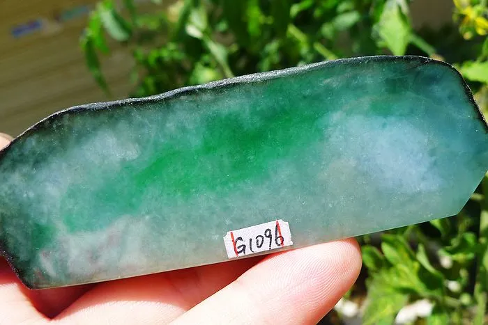 Natural Jade Rough Jadeite Raw (191g,9.9X3.3X2cm)