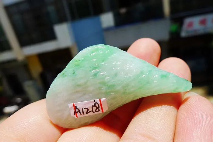 Natural Jade Rough Jadeite Raw (21g,4.6X2.5X1.4cm)