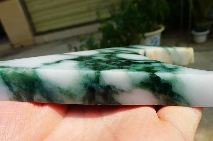 Natural Jade Rough Jadeite Raw (263g,11.7X8.5X1.6cm)