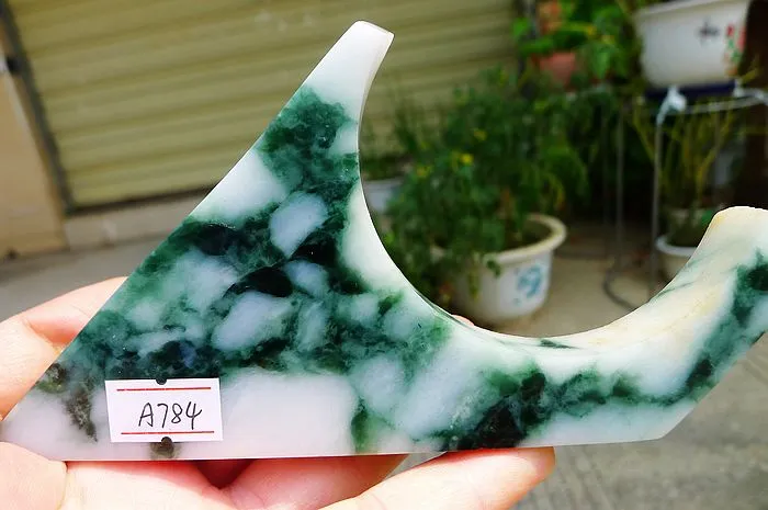 Natural Jade Rough Jadeite Raw (263g,11.7X8.5X1.6cm)