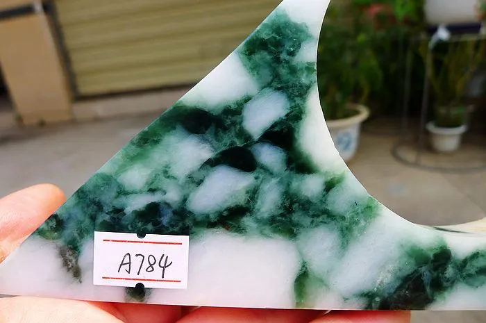 Natural Jade Rough Jadeite Raw (263g,11.7X8.5X1.6cm)