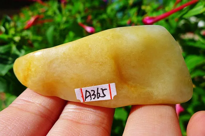 Natural Jade Rough Jadeite Raw (27g,6.3X2.5X1.1cm)