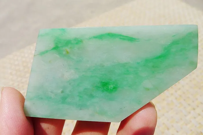 Natural Jade Rough Jadeite Raw (32g,6.3*2.8*0.45cm)