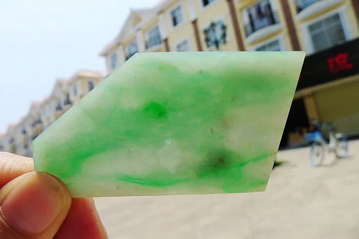 Natural Jade Rough Jadeite Raw (32g,6.3*2.8*0.45cm)