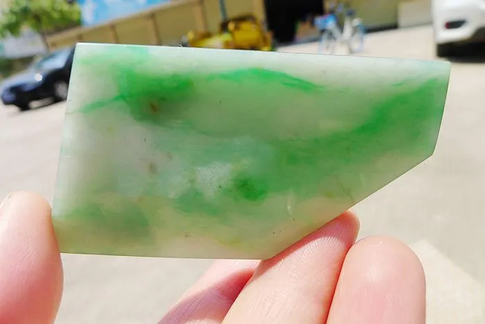 Natural Jade Rough Jadeite Raw (32g,6.3*2.8*0.45cm)