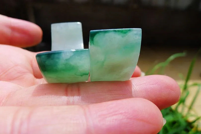 Natural Jade Rough Jadeite Raw 33g