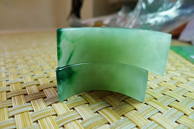 Natural Jade Rough Jadeite Raw 33g