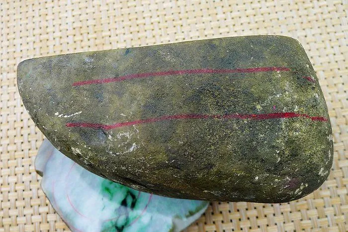 Natural Jade Rough Jadeite Raw 3.45kg