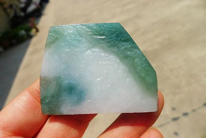 Natural Jade Rough Jadeite Raw (41g,5.4X4X0.7cm)