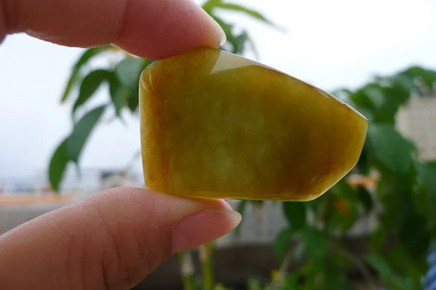 Natural Jade Rough Jadeite Raw S-82g