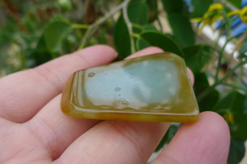 Natural Jade Rough Jadeite Raw S-82g