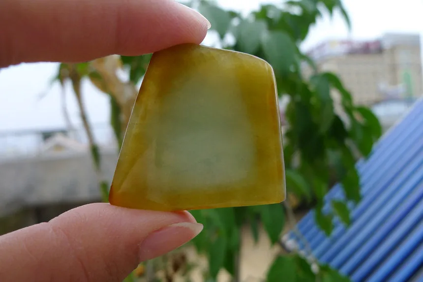 Natural Jade Rough Jadeite Raw S-82g