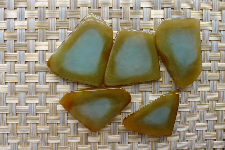 Natural Jade Rough Jadeite Raw S-82g