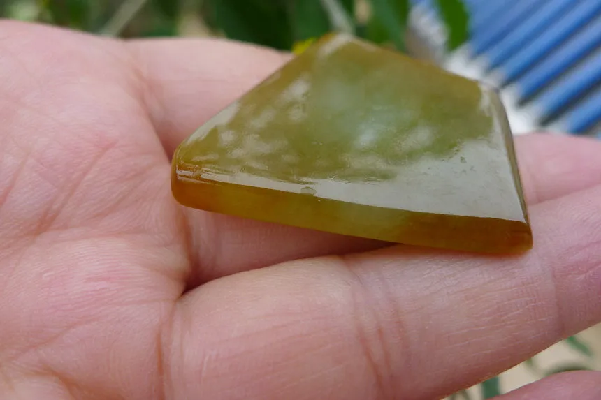 Natural Jade Rough Jadeite Raw S-82g