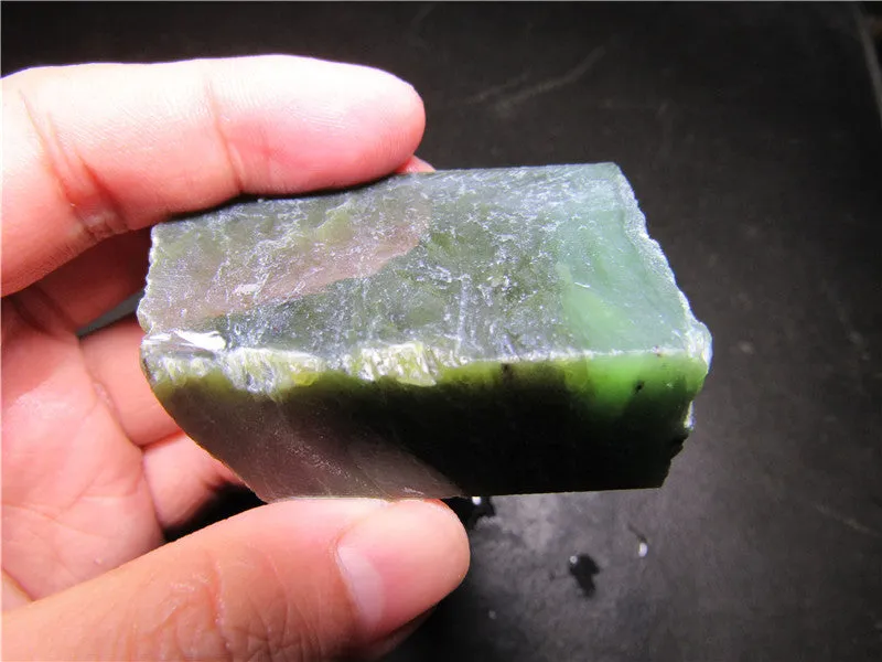 Natural Kunlun Jade Rough Nephrite Raw (112.73g, 52X39X19mm)