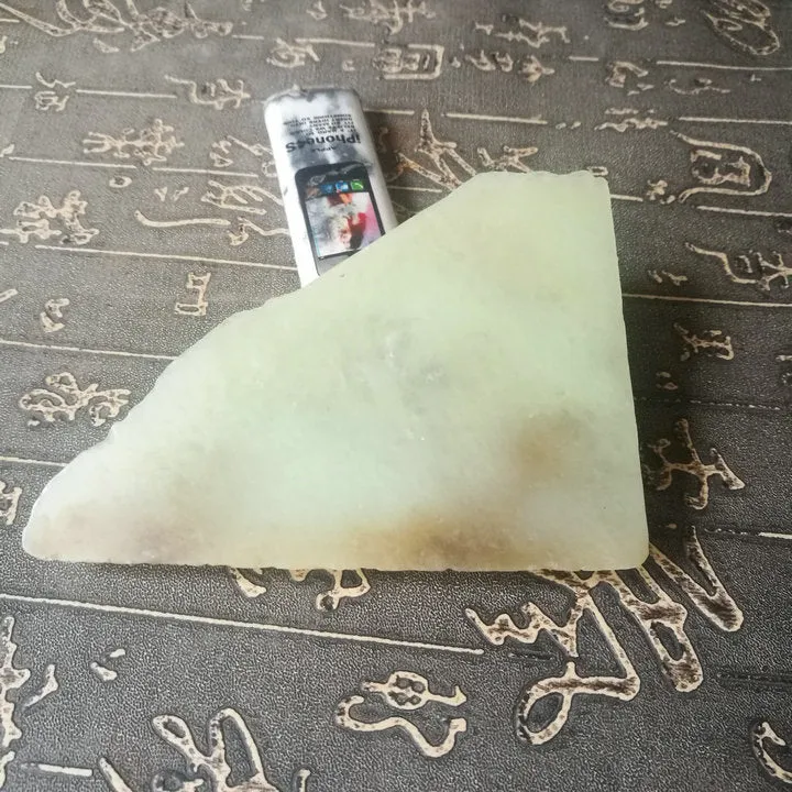 Natural Kunlun Jade Rough Nephrite Raw (160g, 10.3X6.9X2cm)