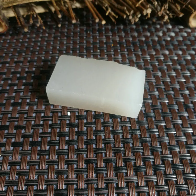 Natural Kunlun Jade Rough Nephrite Raw (35g,4.3X2.2X1.2cm)