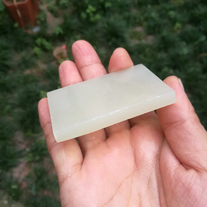 Natural Kunlun Jade Rough Nephrite Raw (53g, 6X4cm)