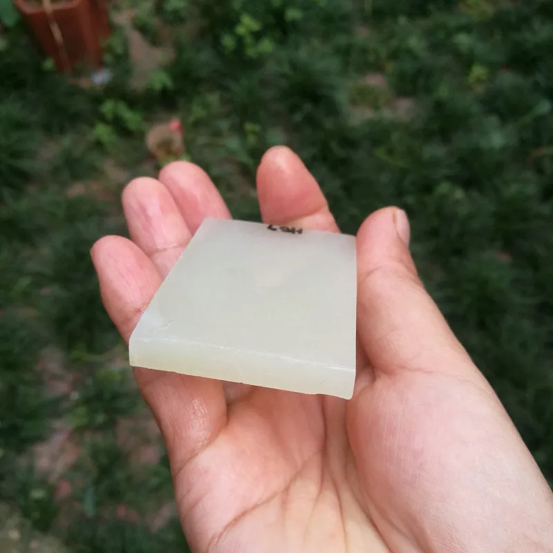 Natural Kunlun Jade Rough Nephrite Raw (53g, 6X4cm)