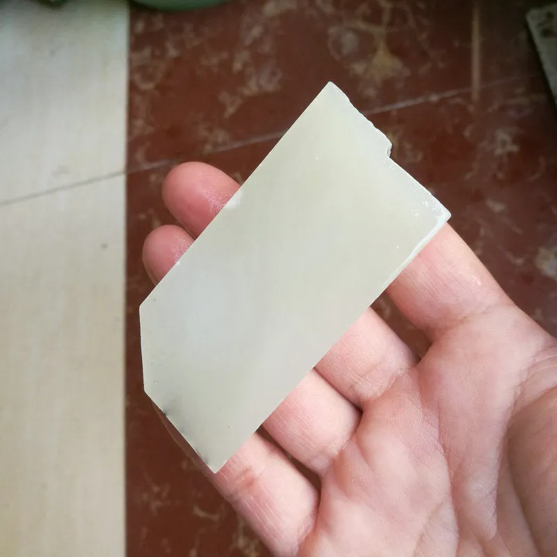 Natural Kunlun Jade Rough Nephrite Raw (99g, 6.8X3.4X2.4cm)