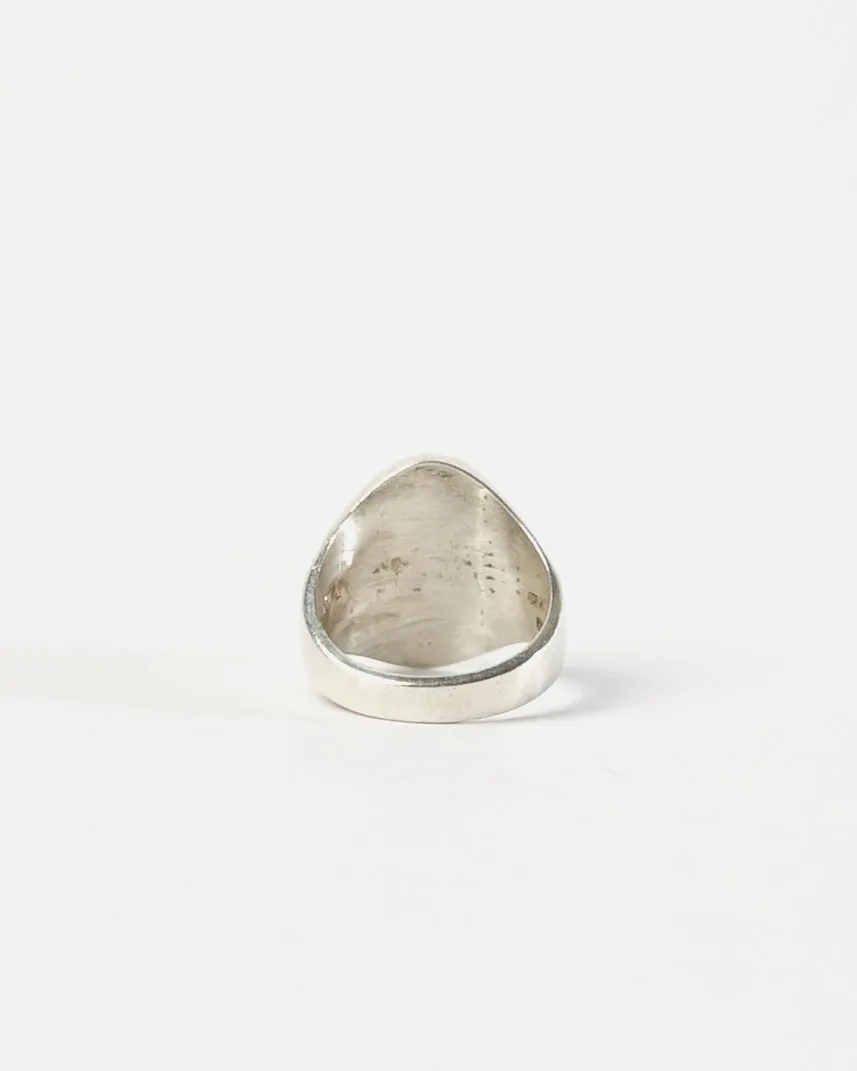 Silver Signet Ring / size: 8