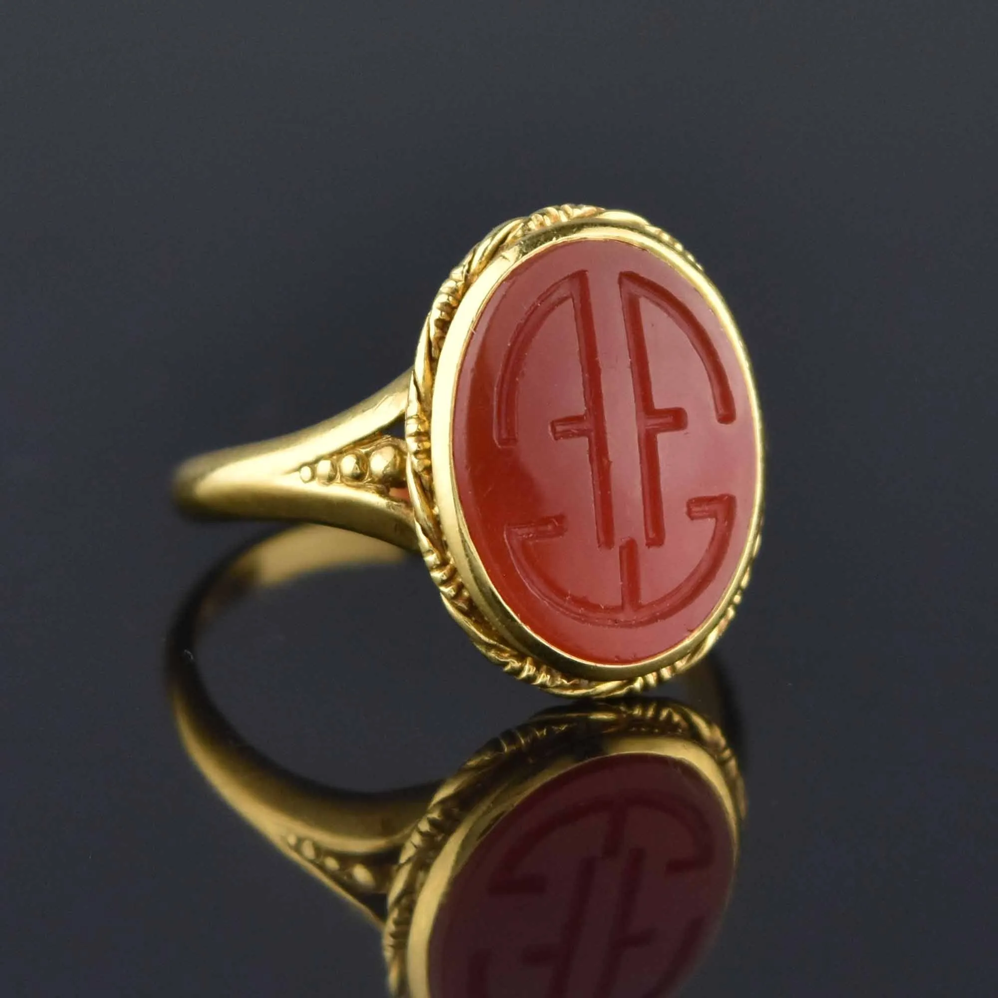 Vintage 18K Gold Carnelian Intaglio Wax Seal Ring