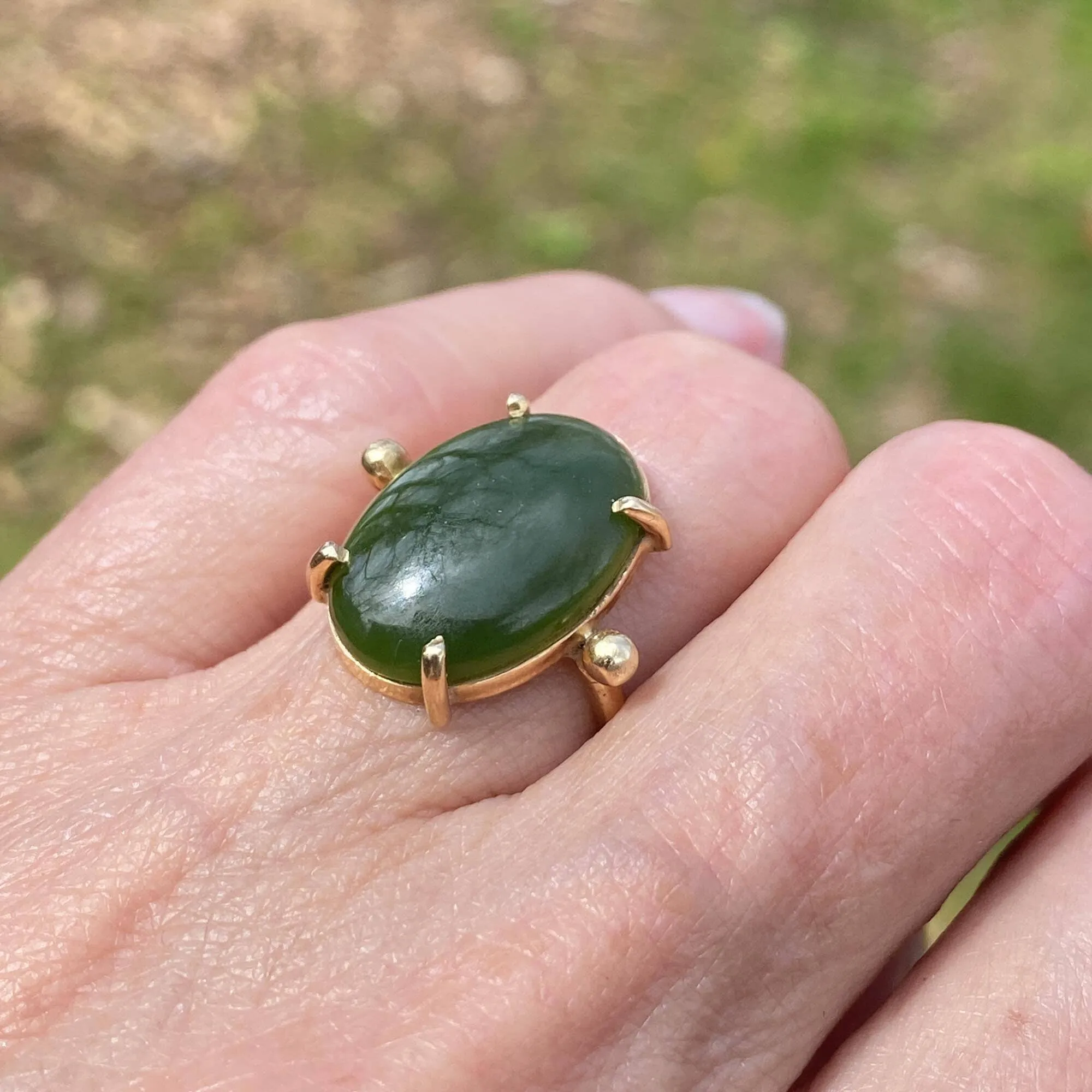 Vintage Gold Green Jade Cabochon Statement Ring