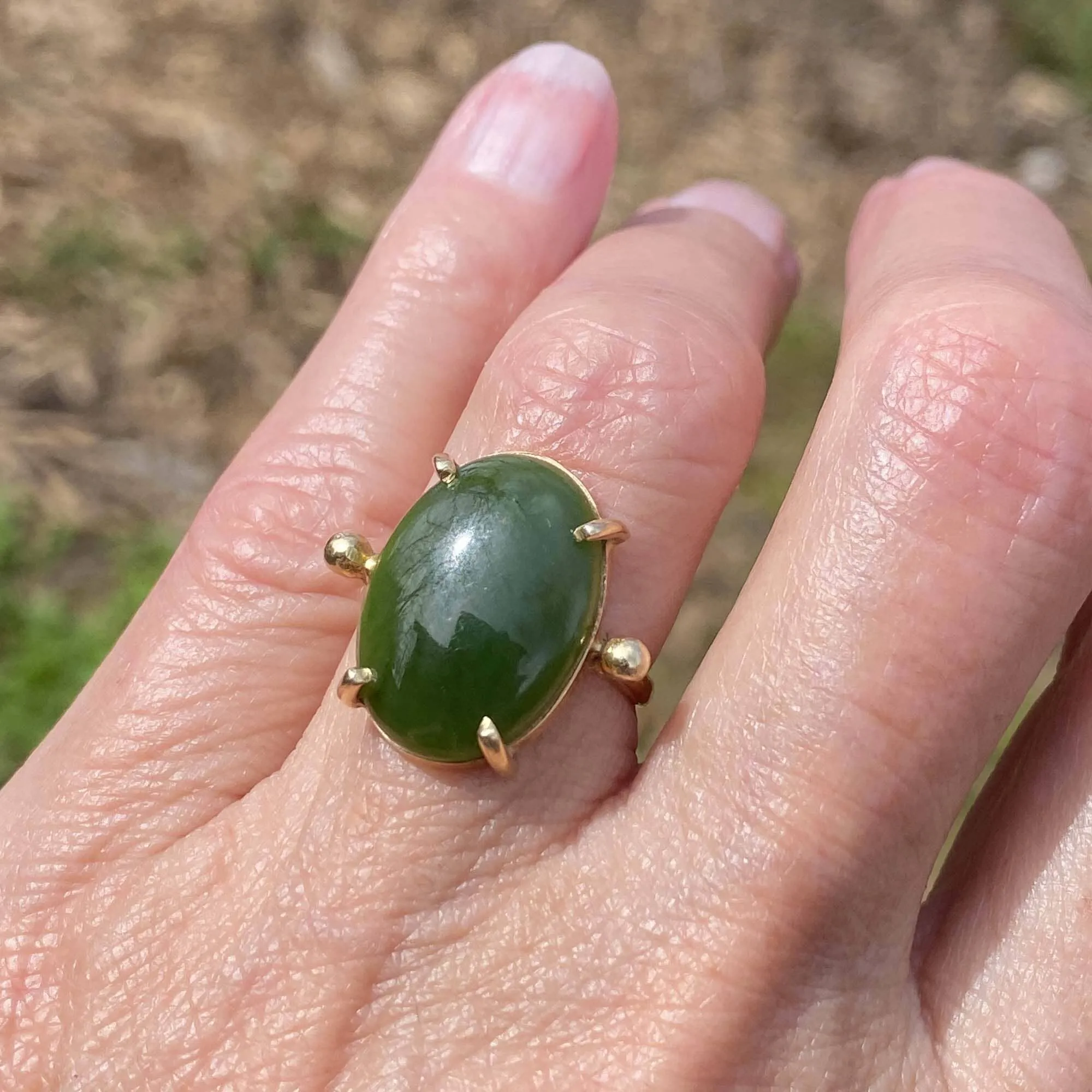 Vintage Gold Green Jade Cabochon Statement Ring