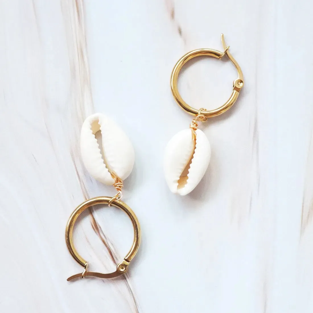 Waialea Cowry Seashell Hawaiian Hoop Earrings